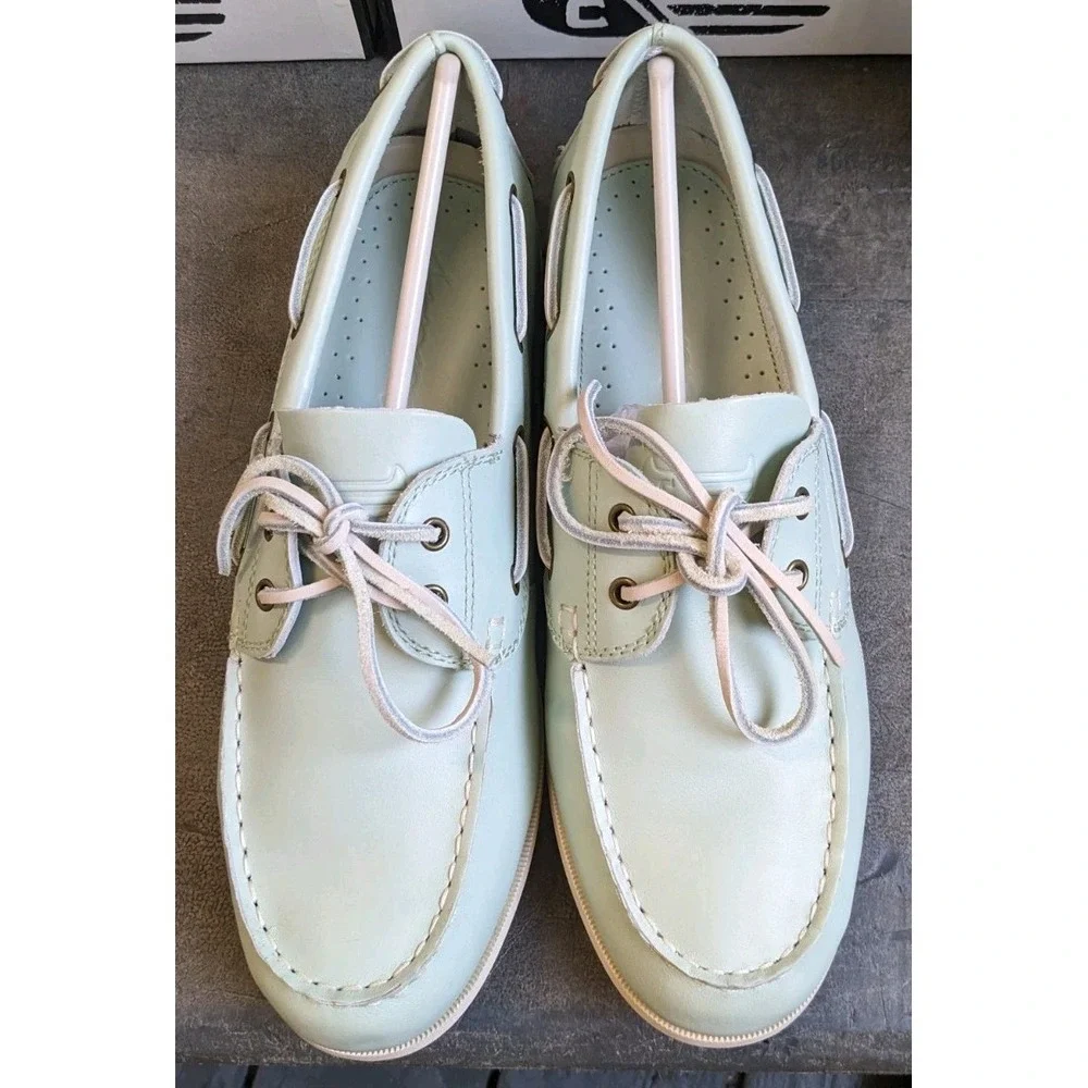 READ Canoos Golf Shoes Womens 11 Seafoam Green & White Leather Boat Shoe Loafer